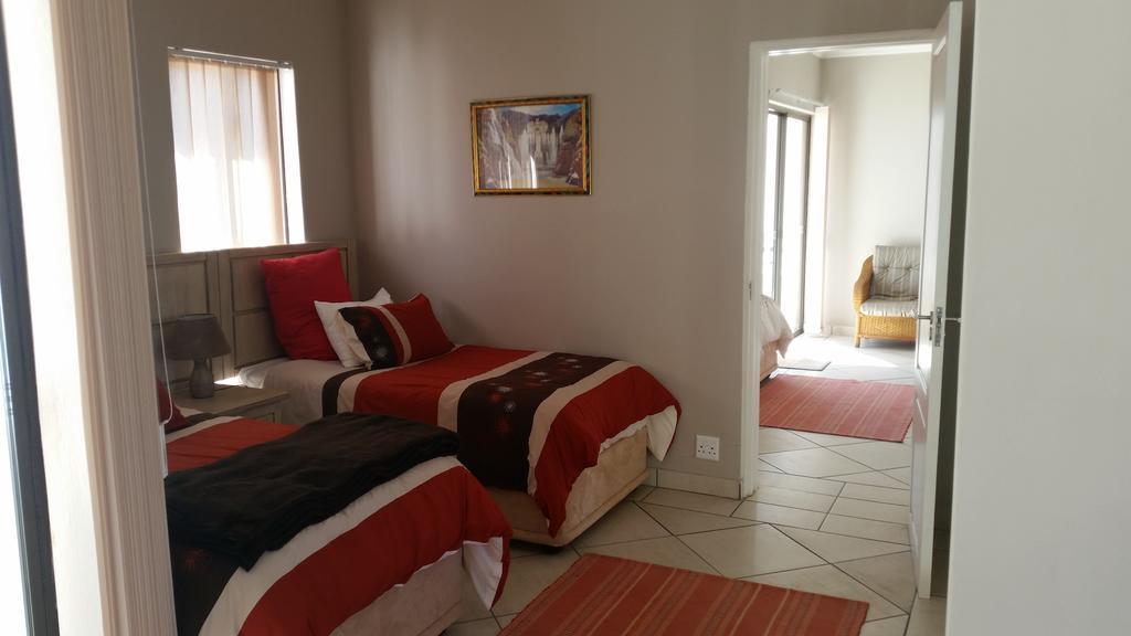 Casa Bianca Guest Lodge Hartbeespoort Habitación foto